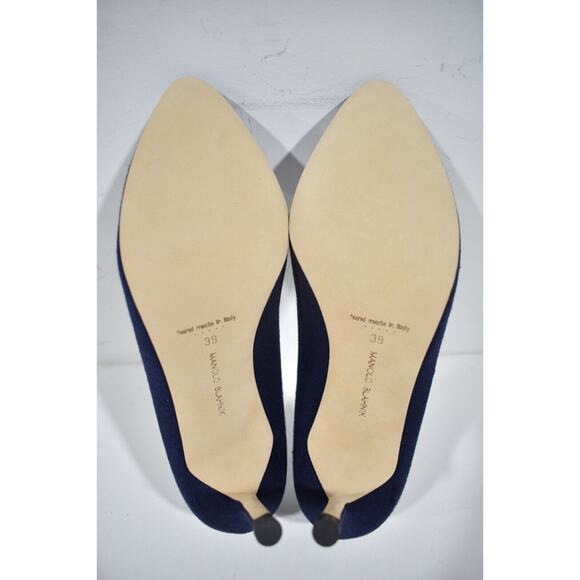 Manolo Blahnik Hangisi 70 Navy Blue Linen Pearl Jewel Buckle Low Heel Pump 39 - Picture 4 of 12